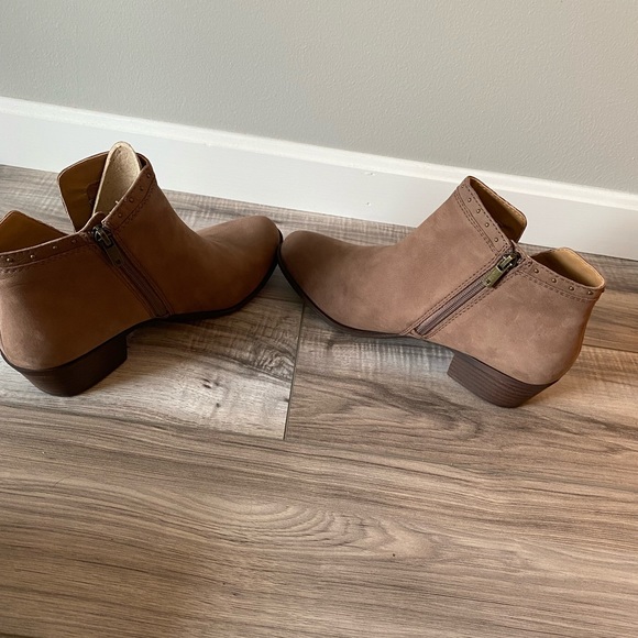 Lucky brand leather zip boots - Picture 2 of 8